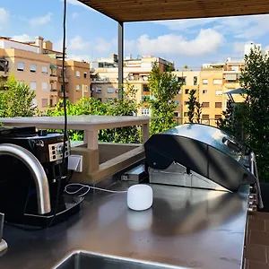  Appartement Incredible 2br Penthouse With Urban Rooftop Garden